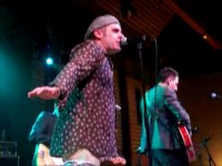 /album/les-flyinsaucers-gumbo-special/instantane-1-25-11-2013-22-20-jpg/
